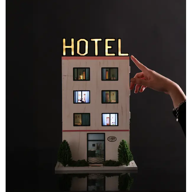 Seletti – Hotel Voyeur – Künstlerische Lampe
