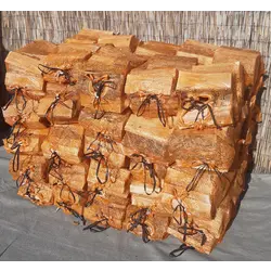 Essenhout 25cm 40x zak van 20 liter Essenhout 25cm 40x zak van 20 liter