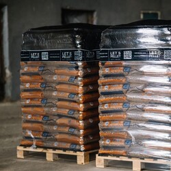 Let's pellet ENplus A1 gecerticifeerde A kwaliteit houtpellets 975kg - hele pallet Let's pellet ENplus A1 gecerticifeerde A kwaliteit houtpellets 975kg - hele pallet