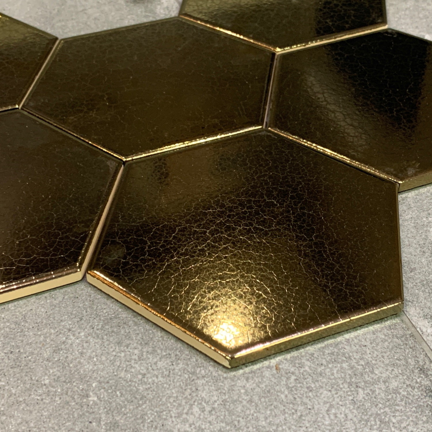 cafe foto Luchten Wandtegels Hexagon 15x17 cm Dark Gold (Prijs per doos) - Megadump Tiel