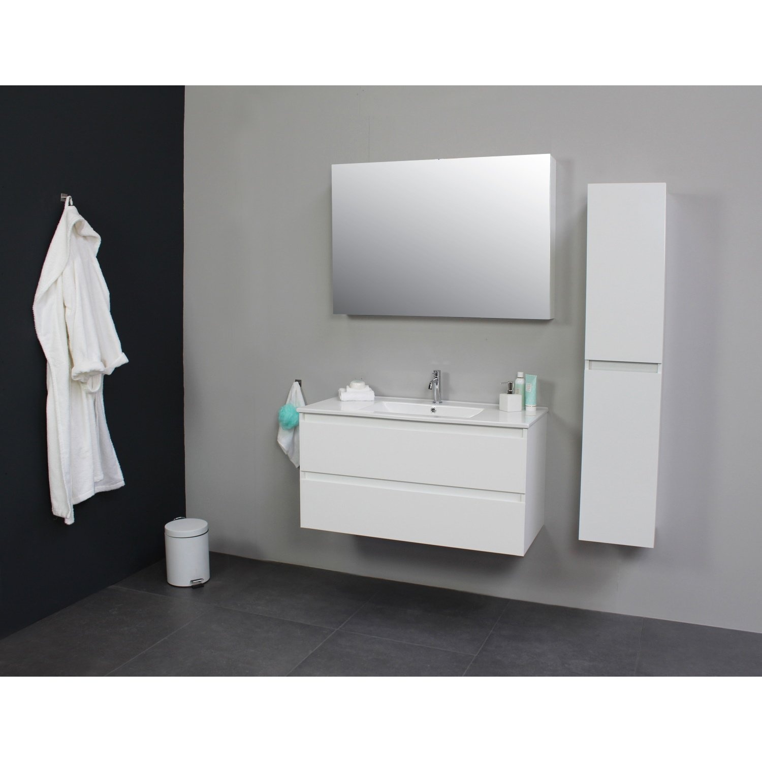 Badkamermeubel Boss & Wessing Pepper Wastafel Porselein Incl Spiegel En Kraangat 100x55x46 cm Wit Boss & Wessing