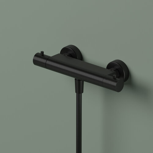 Thermostatische Douchemengkraan Hotbath Ace Met 1/2 Doucheslang Onder aansluiting 26.6 Cm Geborsteld Zwart PVD 