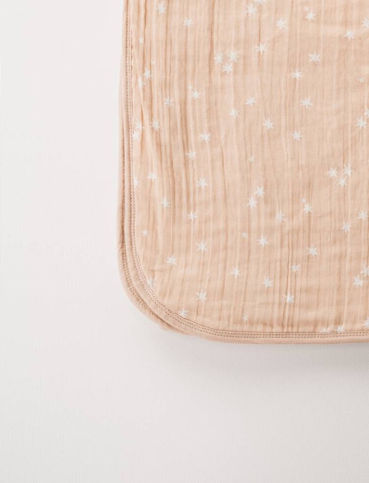 Rylee + Cru  muslin dekentje/quilt stardust print