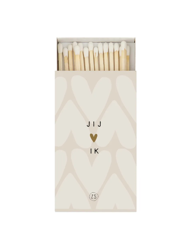 Zusss Zusss | Lucifers jij en ik zand