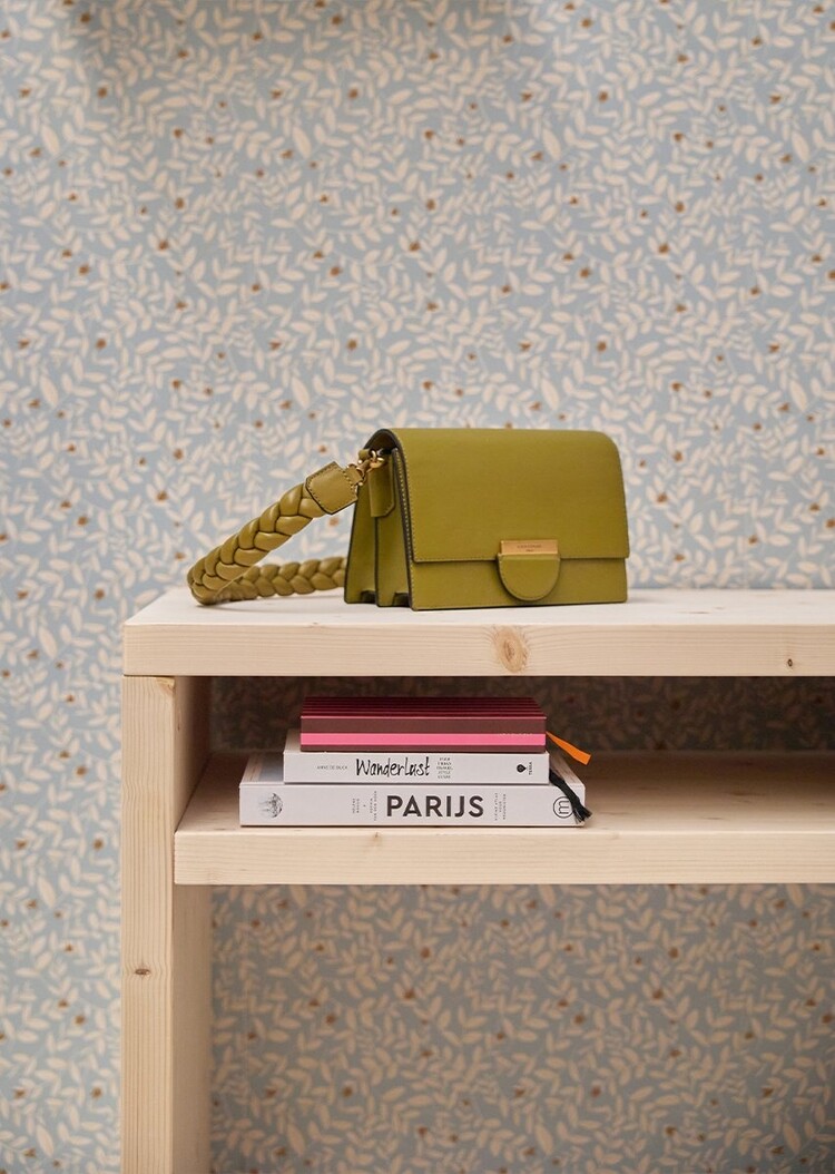 Bibelotte Bibelotte | Behang Flora ijsblauw