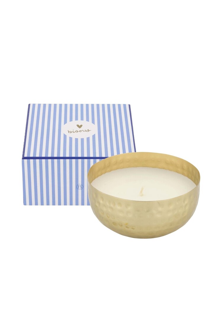 Zusss Zusss | Geurkaars in geschenkdoos bisous