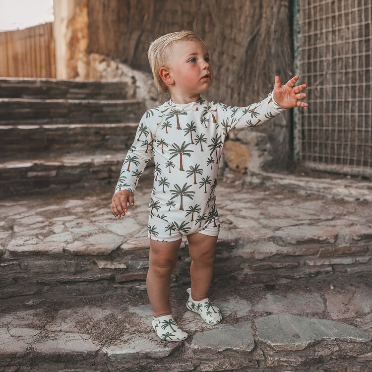 Salted Stories  Salted Stories | Zwempak crown tree