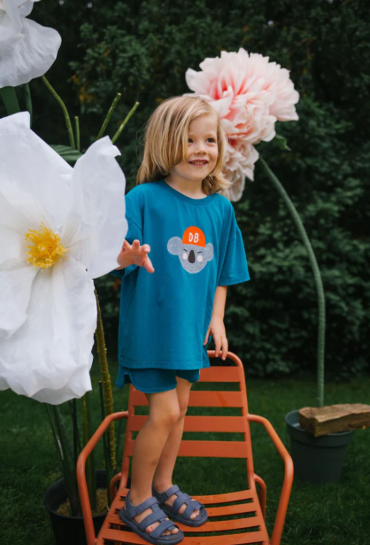 Daily Brat Daily Brat | T-shirt koda koala sage serenity