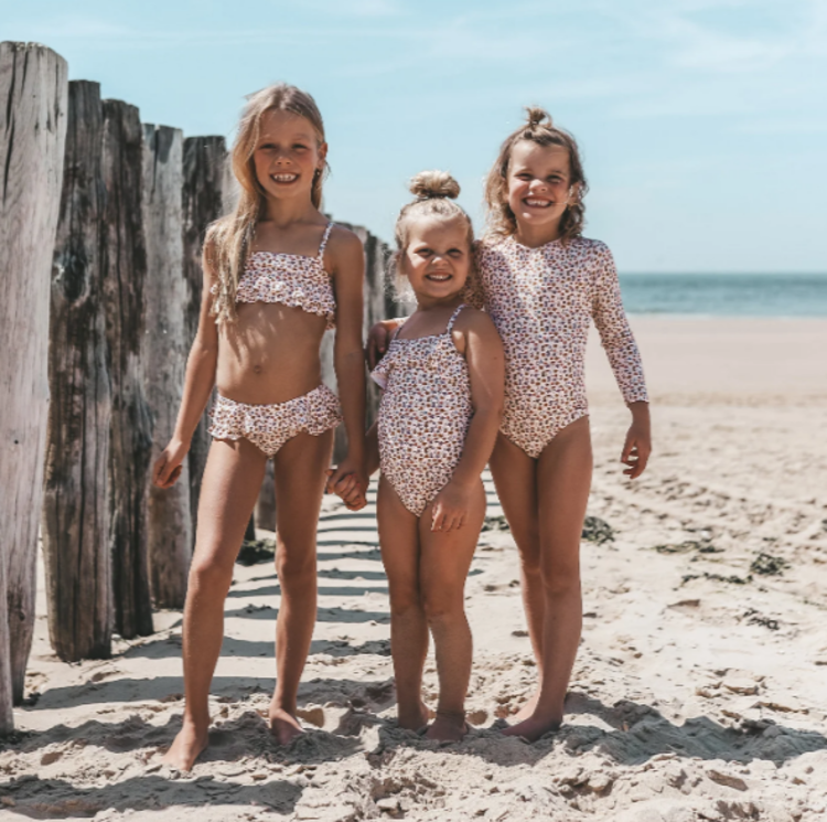 Salted Stories  Salted Stories | Badpak flower bud