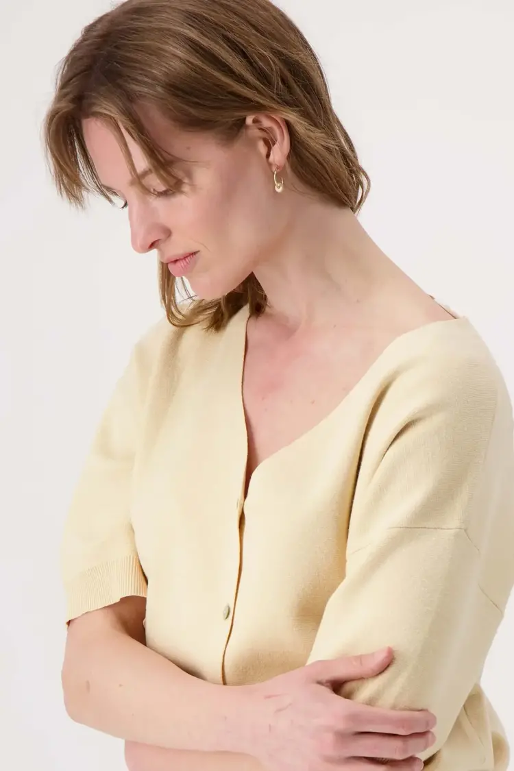 Zusss Zusss | Oorbellen met rondje sahara