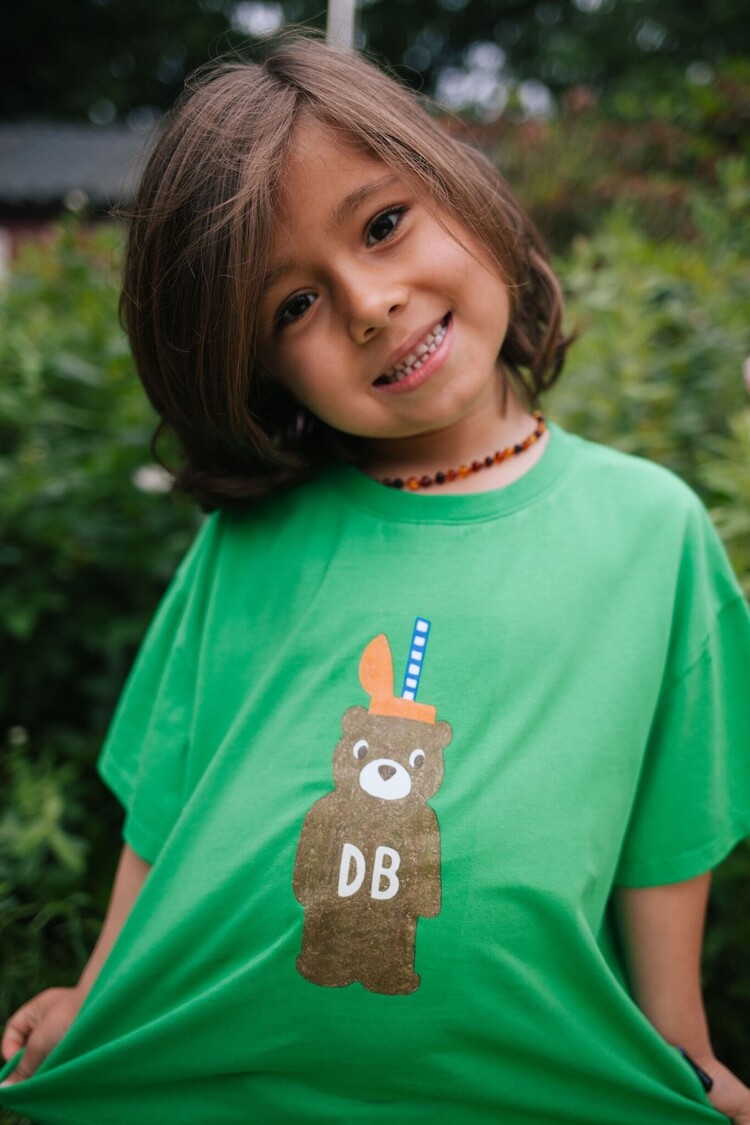 Daily Brat Daily Brat | T-shirt barney bear pule green