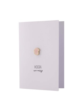 Zusss Zusss | Wenskaart hoera een meisje broche wit/roze