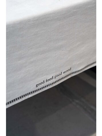 Zusss Zusss | Tafelkleed Good food good mood 250x150cm