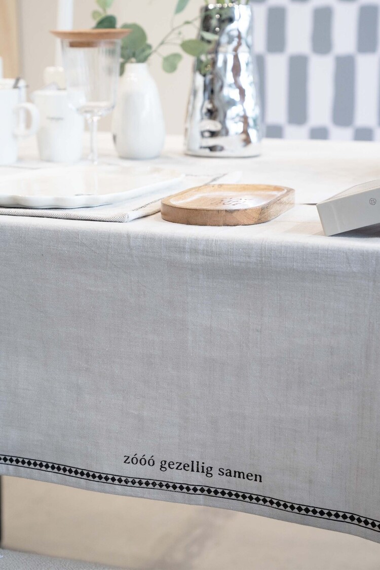 Zusss Zusss | Tafelkleed Good food good mood 250x150cm