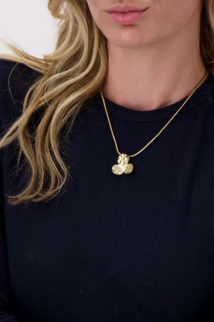 Zusss Zusss | Ketting bloembedel goud