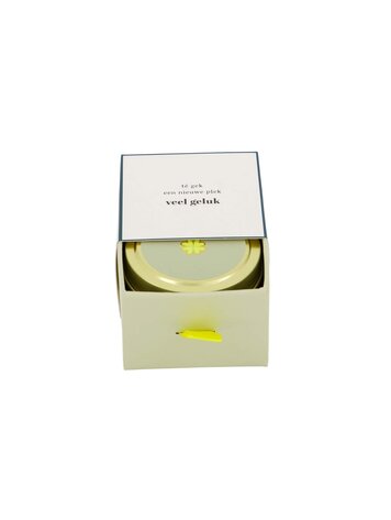 Zusss Zusss | Geurkaars tinnen in schuifdoosje veel geluk klavertje wit/groen