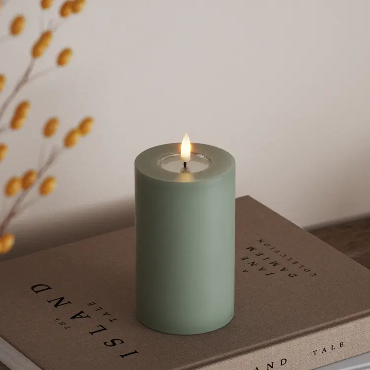 Deluxe Homeart Deluxe Homeart | LED Kaars saliegroen 7.5x12.5cm