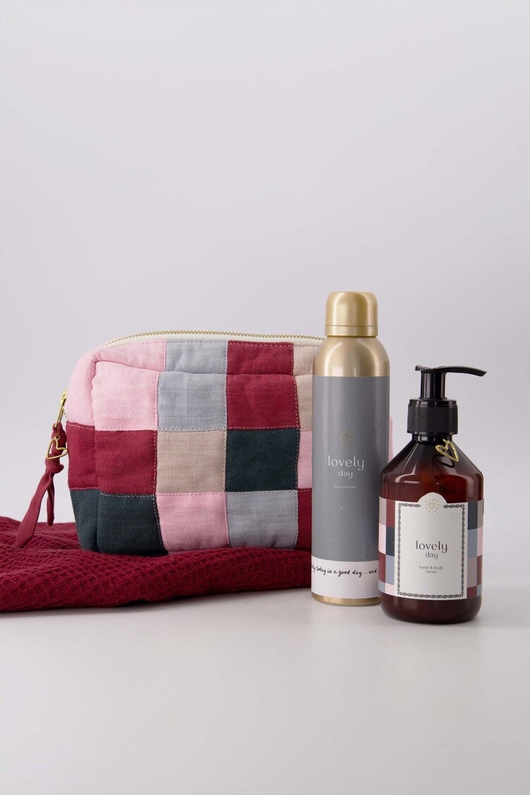 Zusss Zusss | Gastendoekje Warm hugs donkerrood