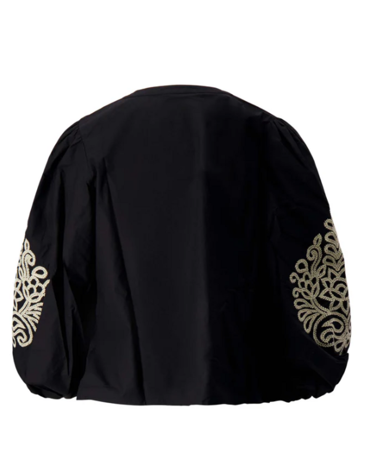Zusss Zusss | Blouse borduur mouwen zwart