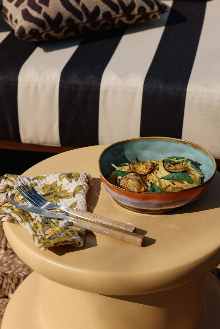 HK Living HK Living | 70's servies pasta bowl golden hour
