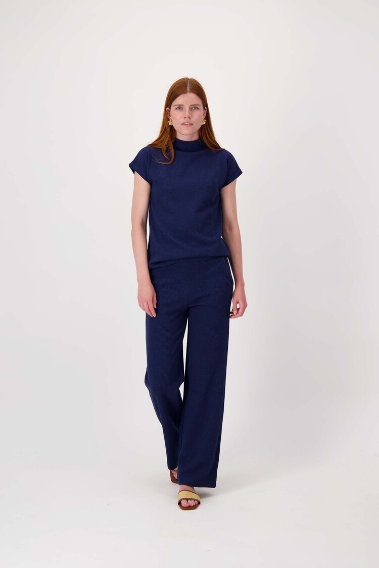 Zusss Zusss | Top met aangeknipte mouw in structuur materiaal