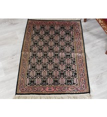 110x97 cm Kashmirseide Teppich Nr:88