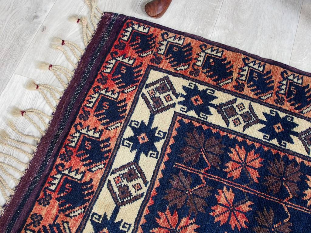 206 x 111 cm vintage Yagcibedir Turkish rug carpet No: 17/2