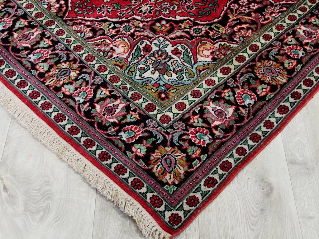 204x120 cm Kashmirseide Teppich Nr:517