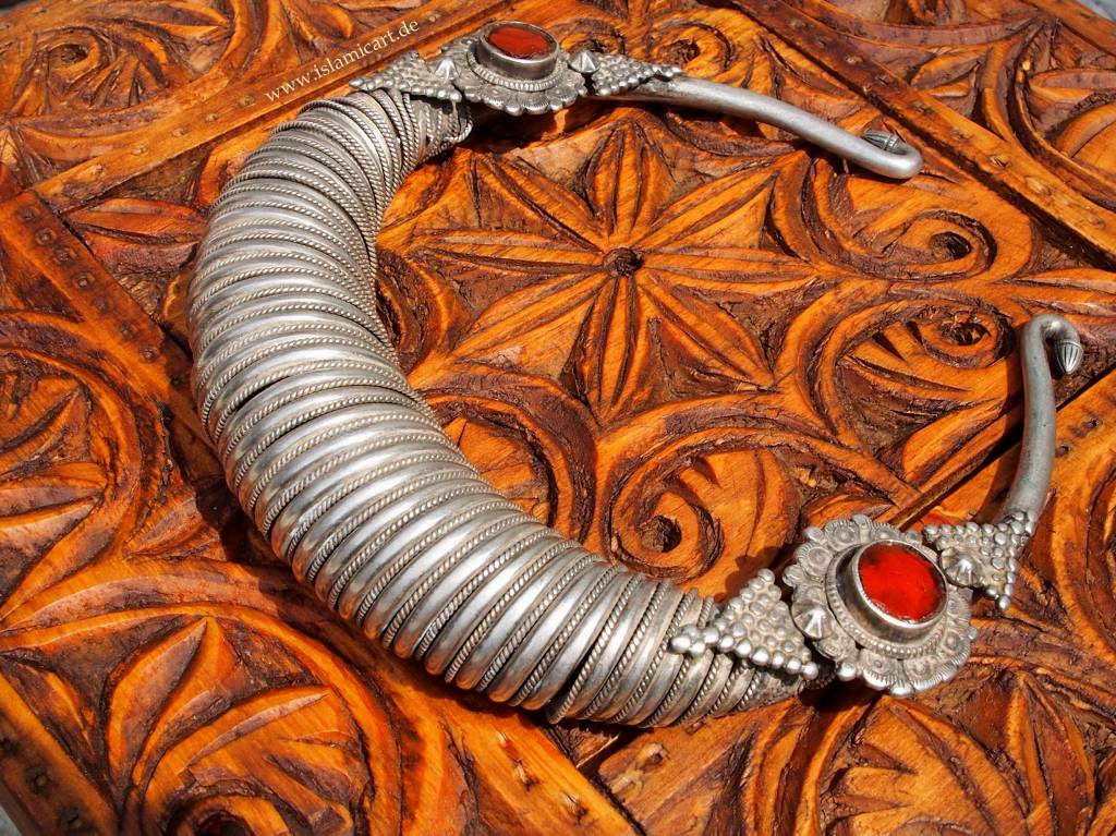 Silber Spiral-Halsreif  Afghanistan Nuristan Nr-17/11