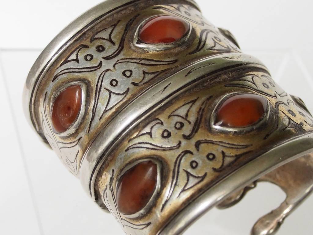 ein Paar Antik Turkmenische Tekke - Silber Armreif  (Bilezik) Nr:17/496
