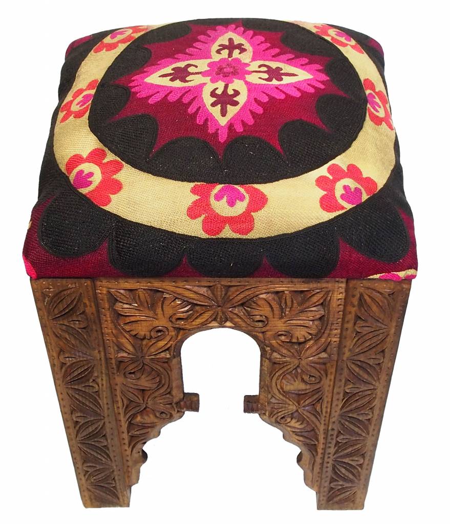antik-look hand carved wooden vintage suzani Stoll chair from Afghanistan No: