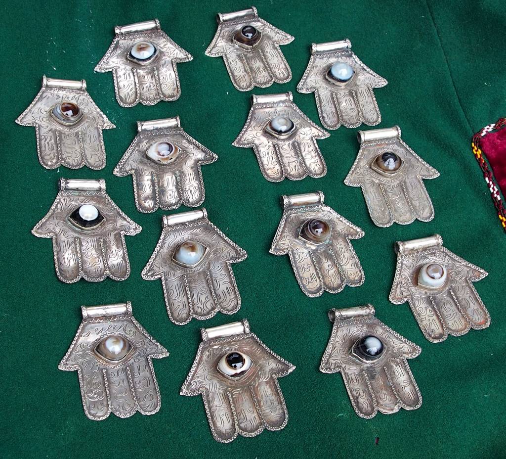 handmade vintage Islamic Silver Eye of Fatima hamsa The Hand of Fatima with arabic Calligraphy Pendant and agate stone from Afghanistan