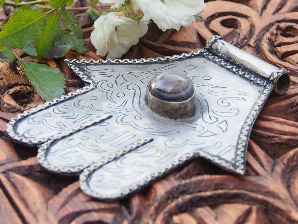 vintage handmade Islamic Eye of Fatima hamsa The Hand of Fatima with arabic Calligraphy Pendant and agate stone Afghanistan (nickel silver)