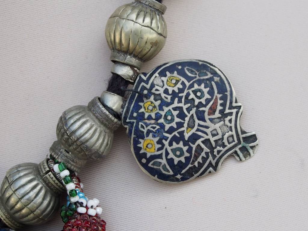 antique Multan enamelled necklace 18/3