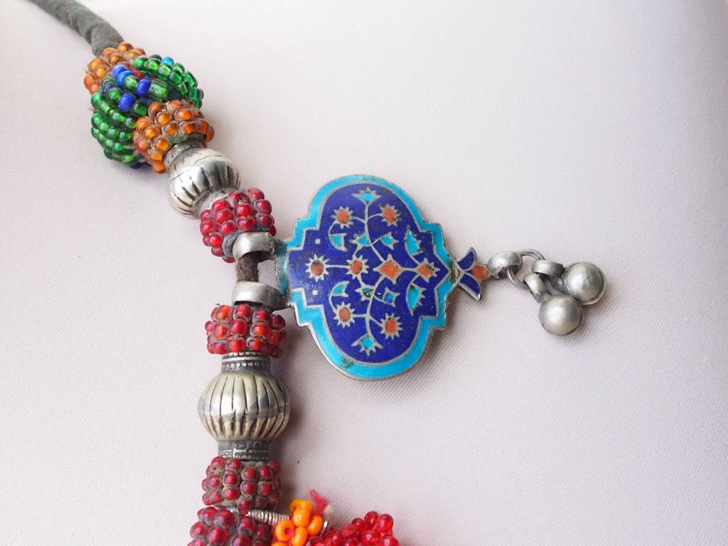 antique Multan enamelled necklace 18/5