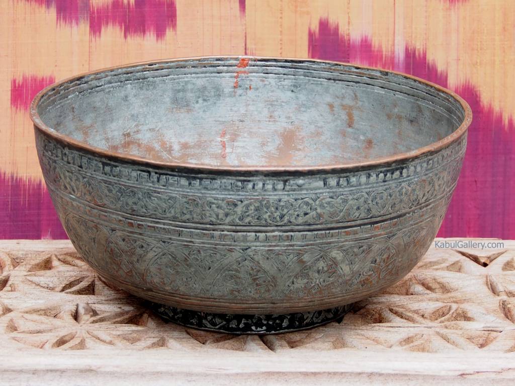 Antique Large  islamic 18th to 19th century Tinned Copper Bowl No:Jam/9