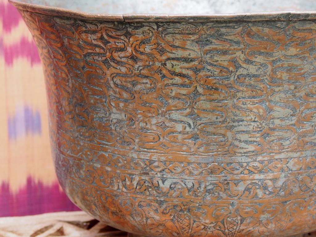Antique Large islamic  18th to 19th century Tinned Copper Bowl No:Jam/11
