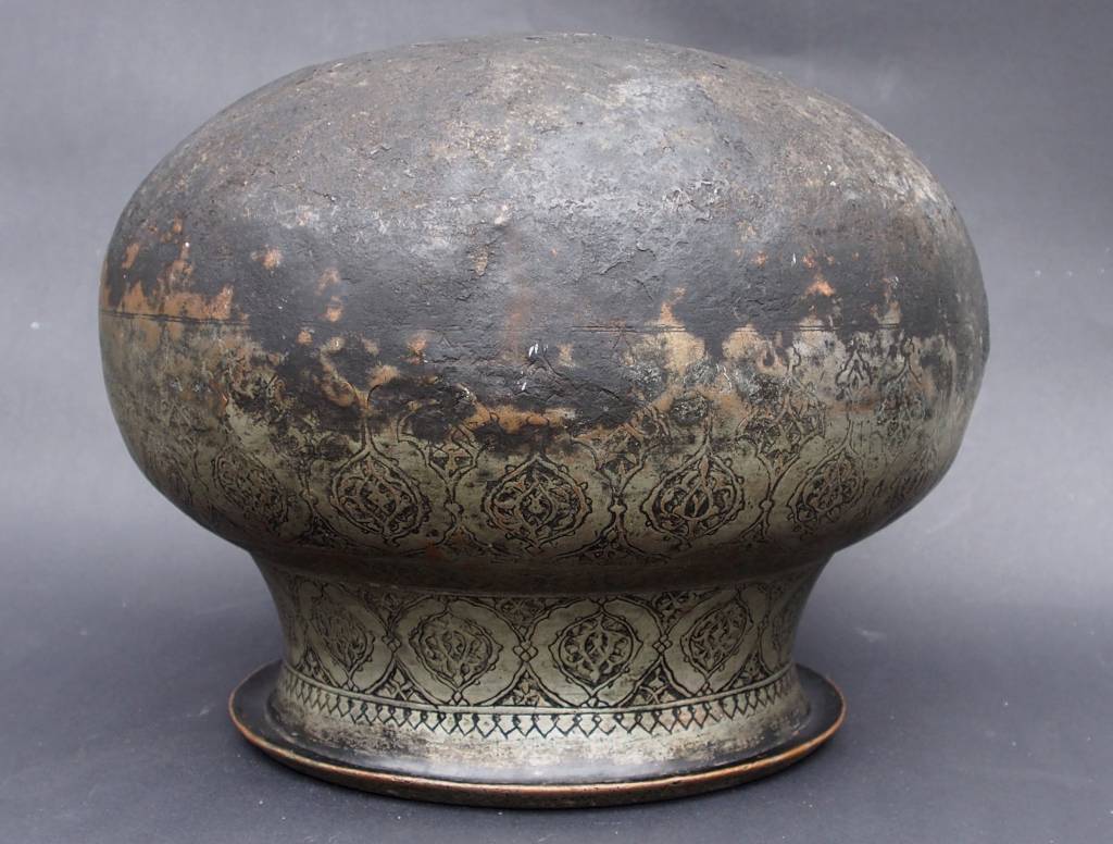 Antique Large islamic 18th to 19th century Tinned Copper Bowl No:دیگ