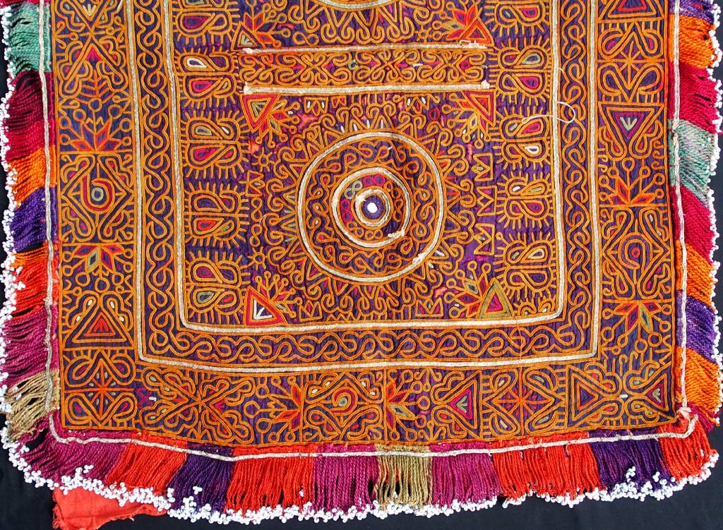 antique  Katawaz  silk embroidery  Tray cloth No:18/7