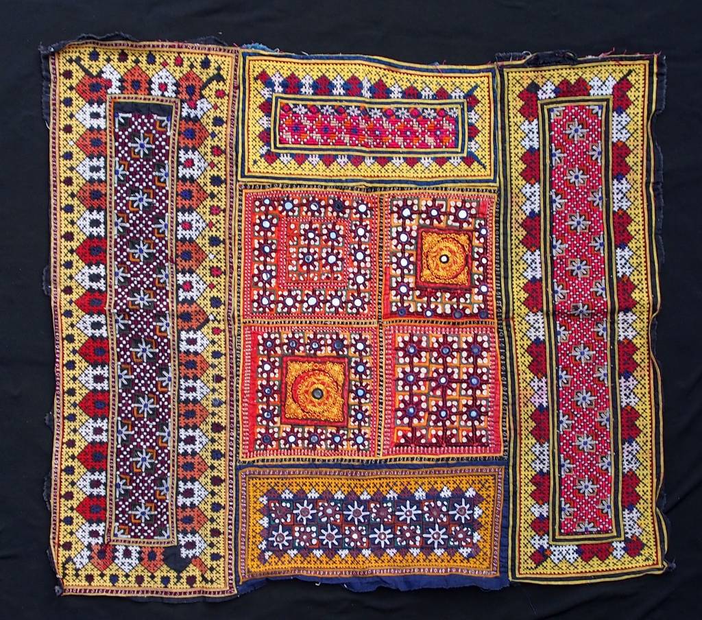 antique  Sindhi silk embroidery    No:18/14