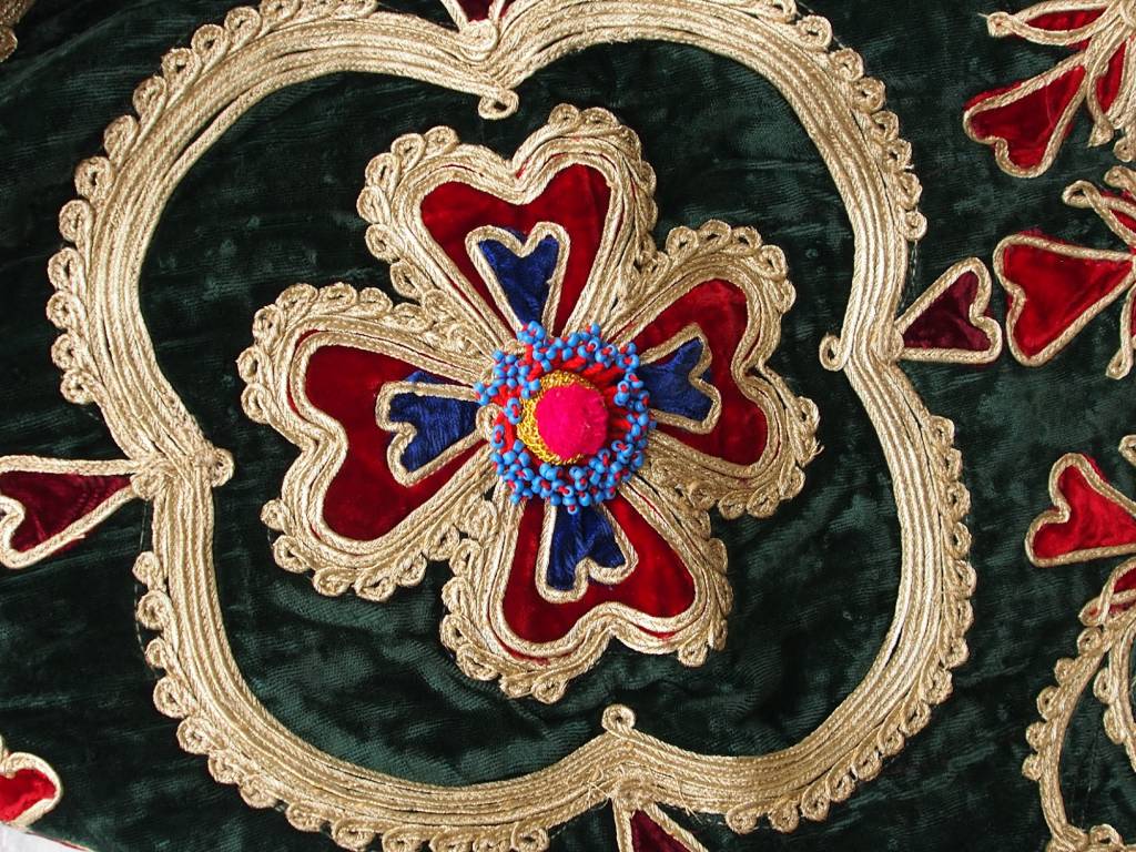 antique  Hazara velvet silk embroidery 19th century  No:18/25