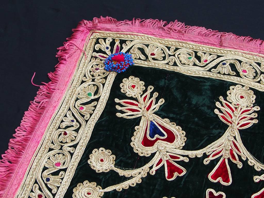 antique  Hazara velvet silk embroidery 19th century  No:18/25