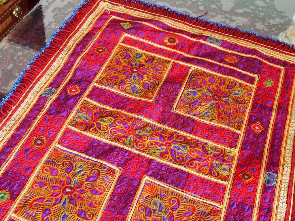 antique  Katawaz  silk embroidery  Tray cloth No:18/30