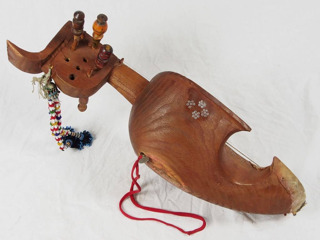 exotic musical instrument  India Belutschistan  afghanistan and pakistan Sarinda Ghichak 18/3