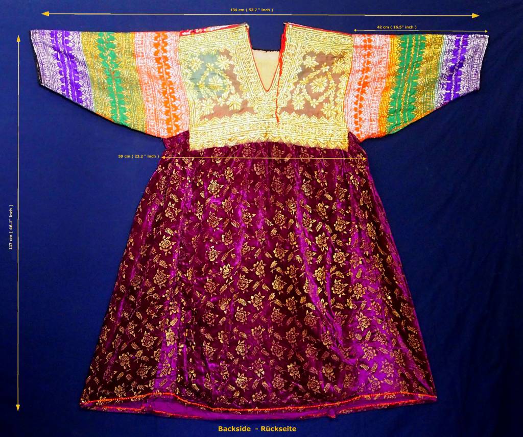 antik  Frauen Dress Sindh Pakistan18/ B