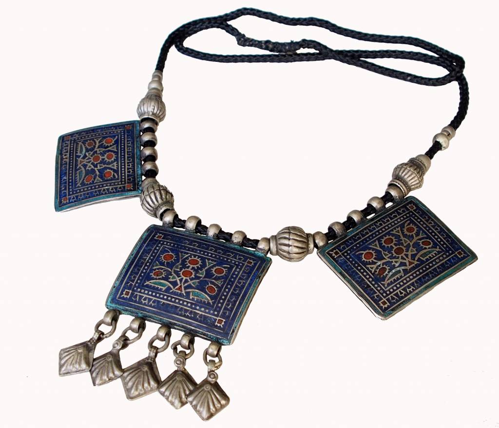 antique Multan enamelled necklace 18/11