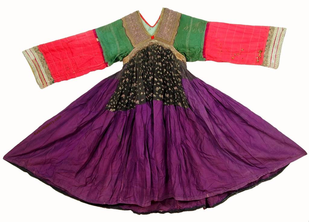 antik Nomaden kuchi Tracht  violett  18/2