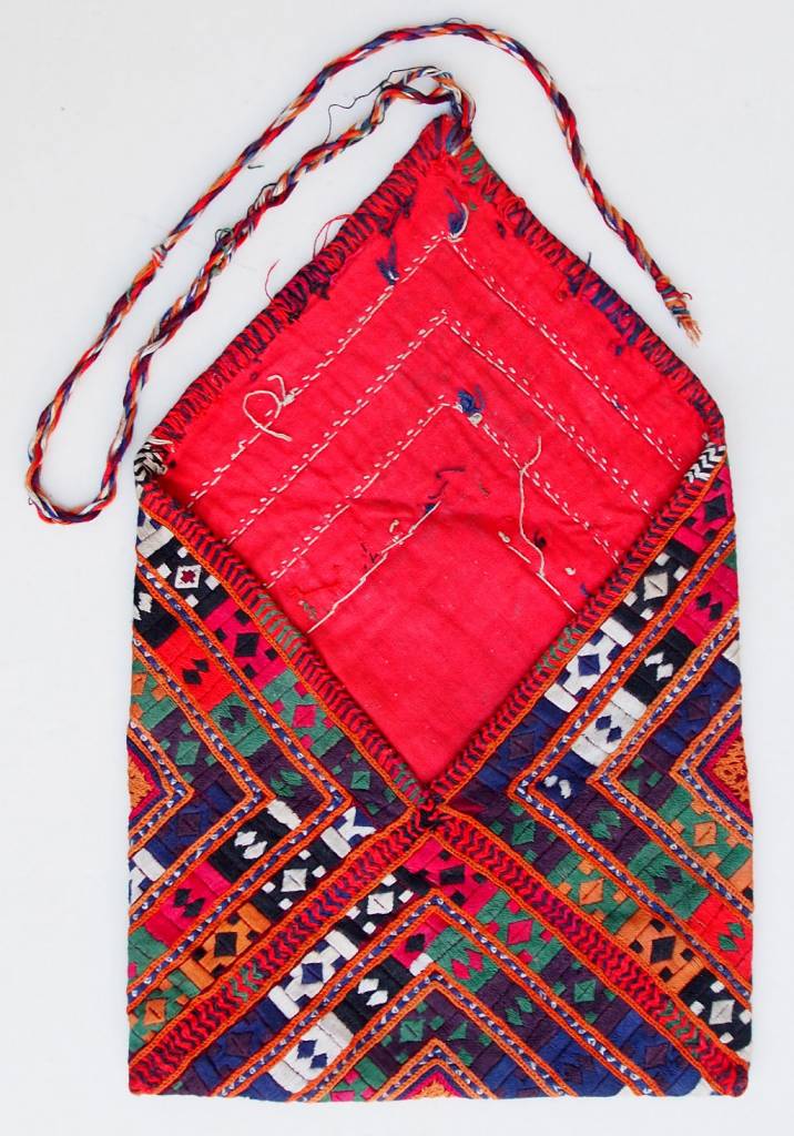 antique  silk embroidery Quran bag 18/E