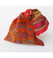antik und Reich bestickte Banjara Sindh Region Stickerei aus Pakistan. Nr:B