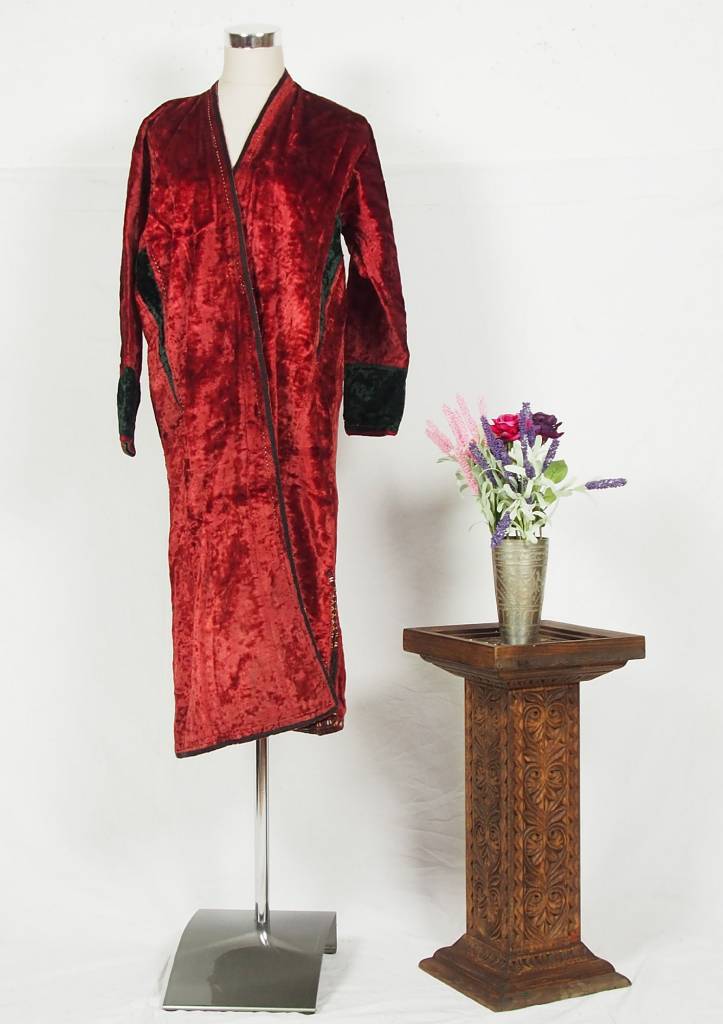 Turkmen antique velvet Chapan  coat Chirpy samt Mantel khalat No:18/7